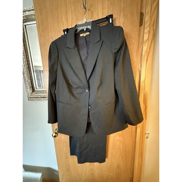 Alex Marie Career PantSuit 18W Blazer Jacket Pant Set Charcoal Gray Business - Picture 3 of 7